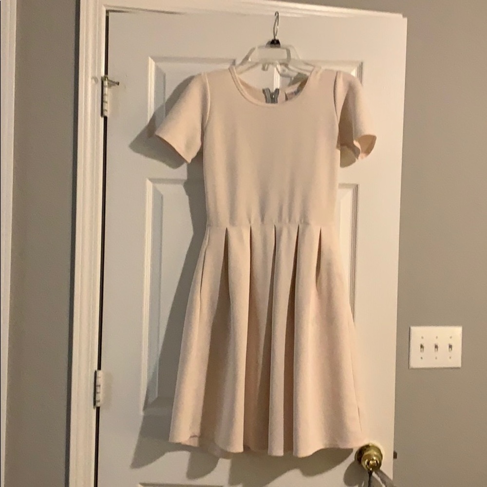 Small light pink/ cream lularoe Amelia
